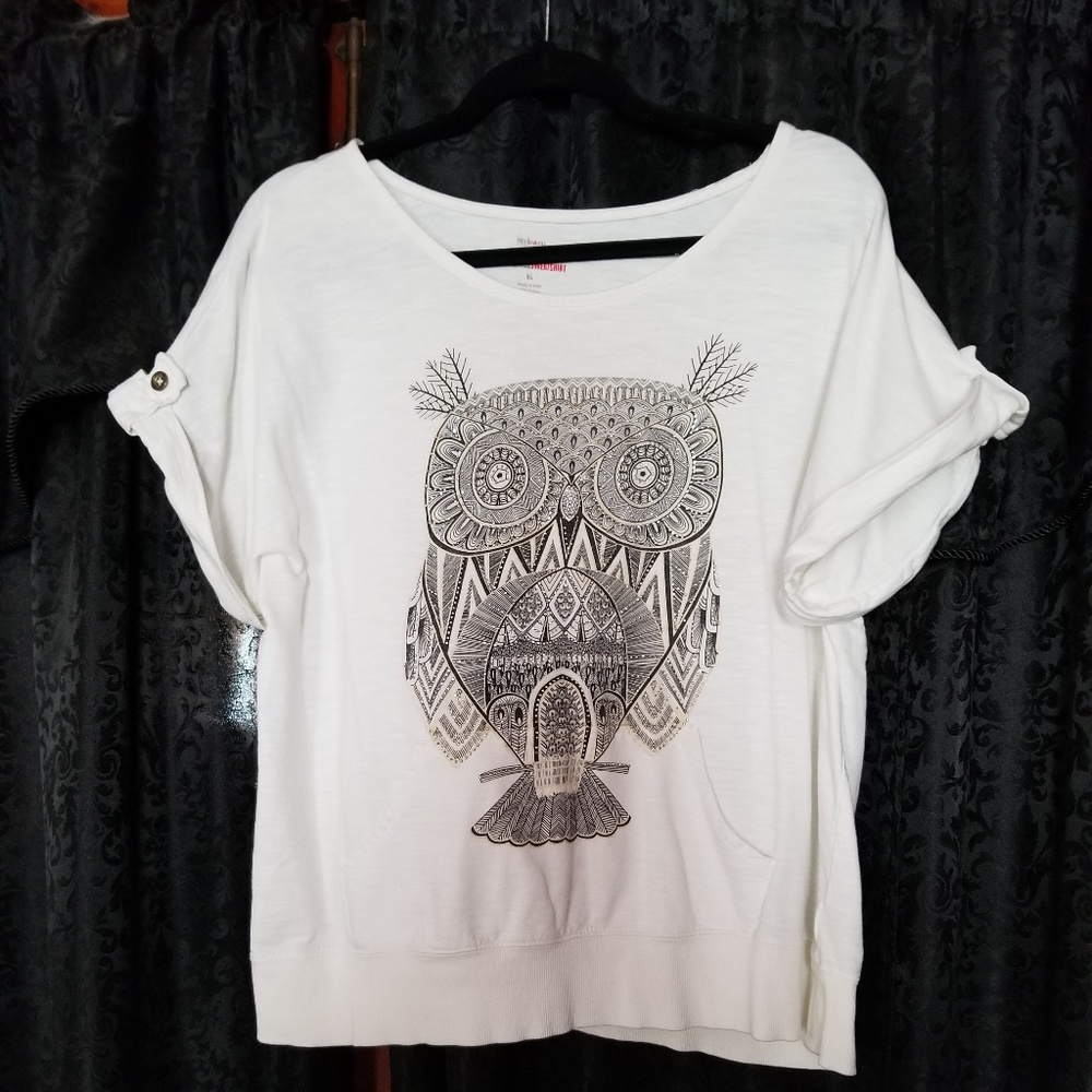 🖤 5 for $25 🖤 The Essential Sweatshirt